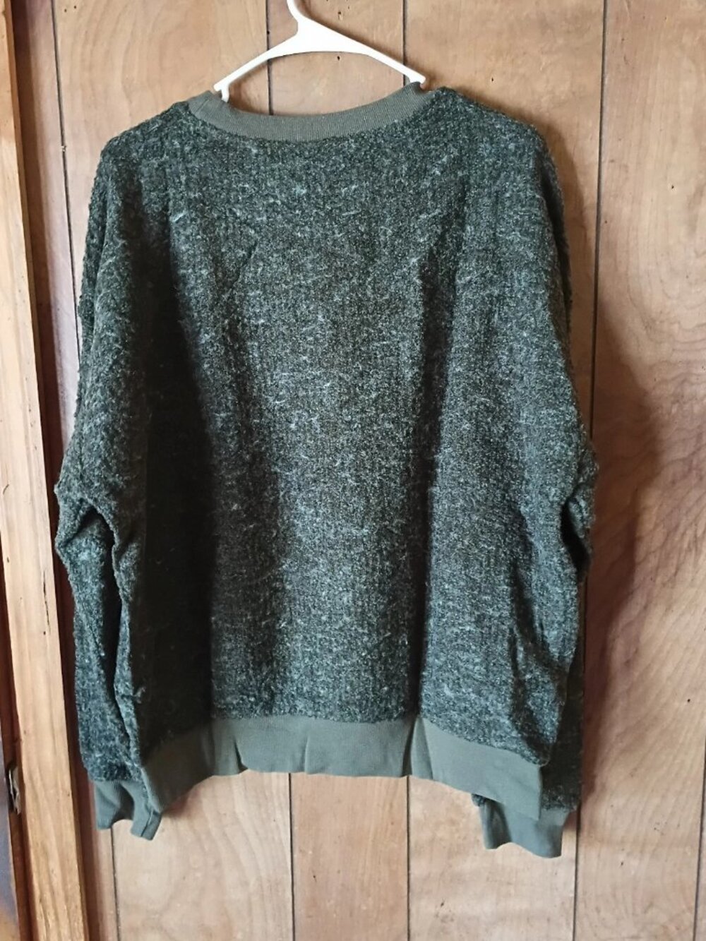Listicle Crew Neck Sweatshirt – Size Medium – NWT - Picture 4 of 4
